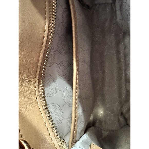 Michael Kors Hamilton Traveler Tan Blk & White Leather Messenger Crossbody Purse - Picture 13 of 16